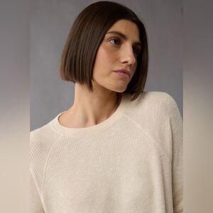 AE Heather Cream Crewneck Soft Plush Ribbed Long Sleeve Tee